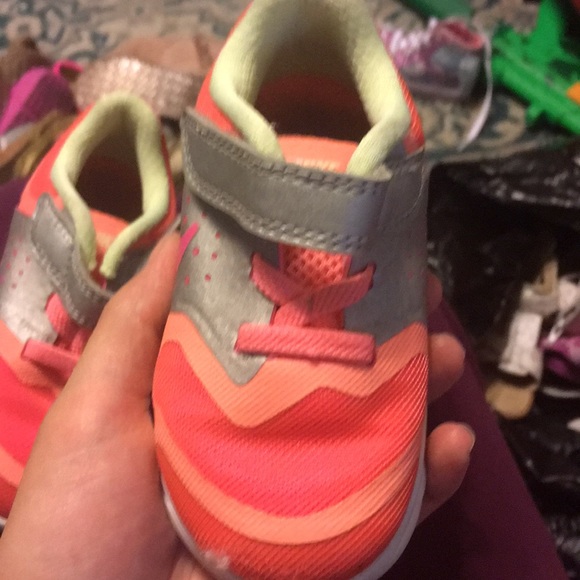 Nike’s - Picture 2 of 2